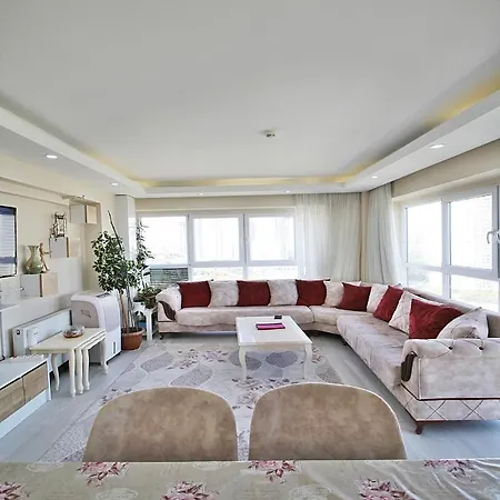 Deltadelux Lux 아파트